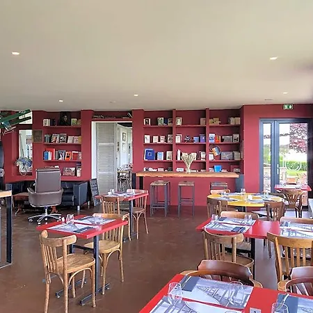 فندق Logis & Restaurant De L'aerodrome De La Baie De Somme