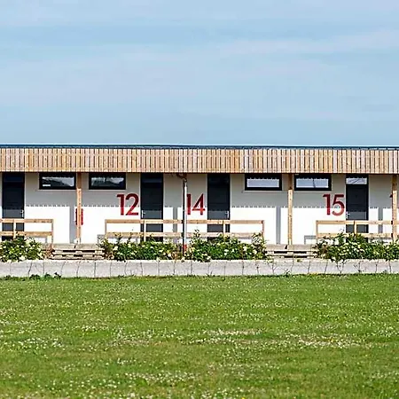Logis & Restaurant De L'aerodrome De La Baie De Somme فندق