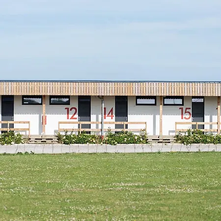 Logis & Restaurant De L'aerodrome De La Baie De Somme Hotel 3*
