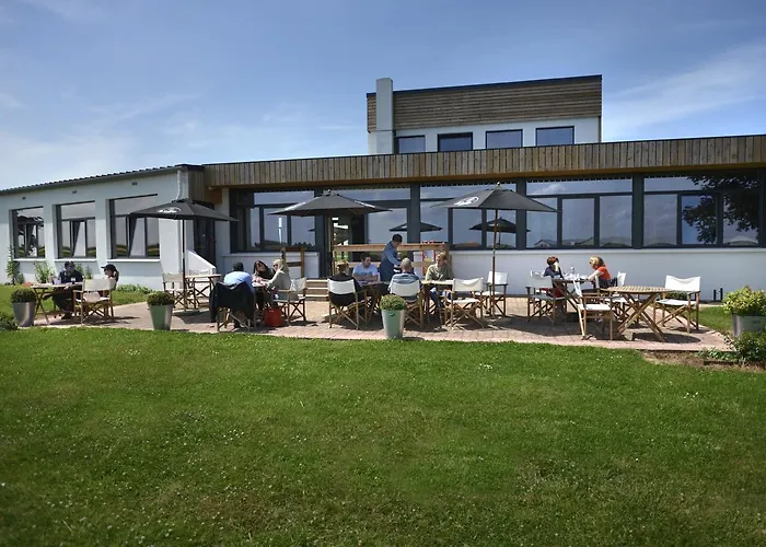 Logis & Restaurant De L'aerodrome De La Baie De Somme Buigny-Saint-Maclou