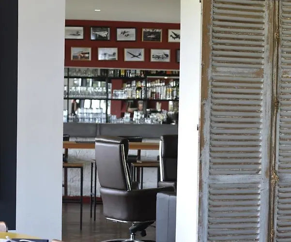 Logis & Restaurant De L'aerodrome De La Baie De Somme Buigny-Saint-Maclou